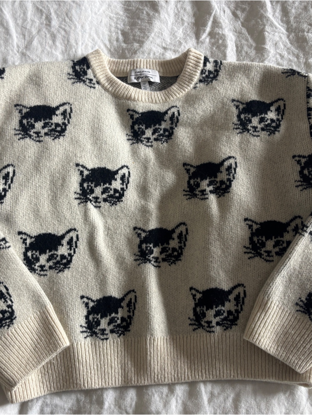 & Other Stories Off White Sweater with Black Cat Graphic
